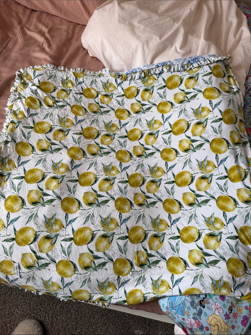 Posh Peanut Lemon Print Throw Blanket - Yellow, Green, White
